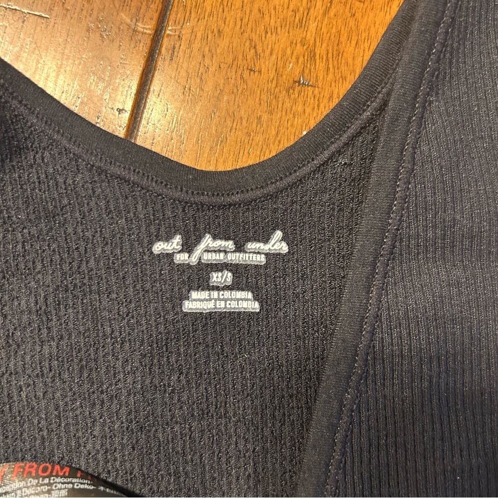 Out From Under Wrap It Up Twist-Front Seamless Knit Tank Top, Size XS/S - Picture 9 of 11